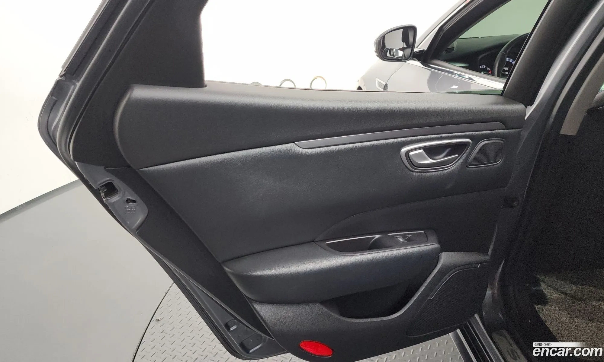 Renault Korea (Samsung) SM6 2017 — 31