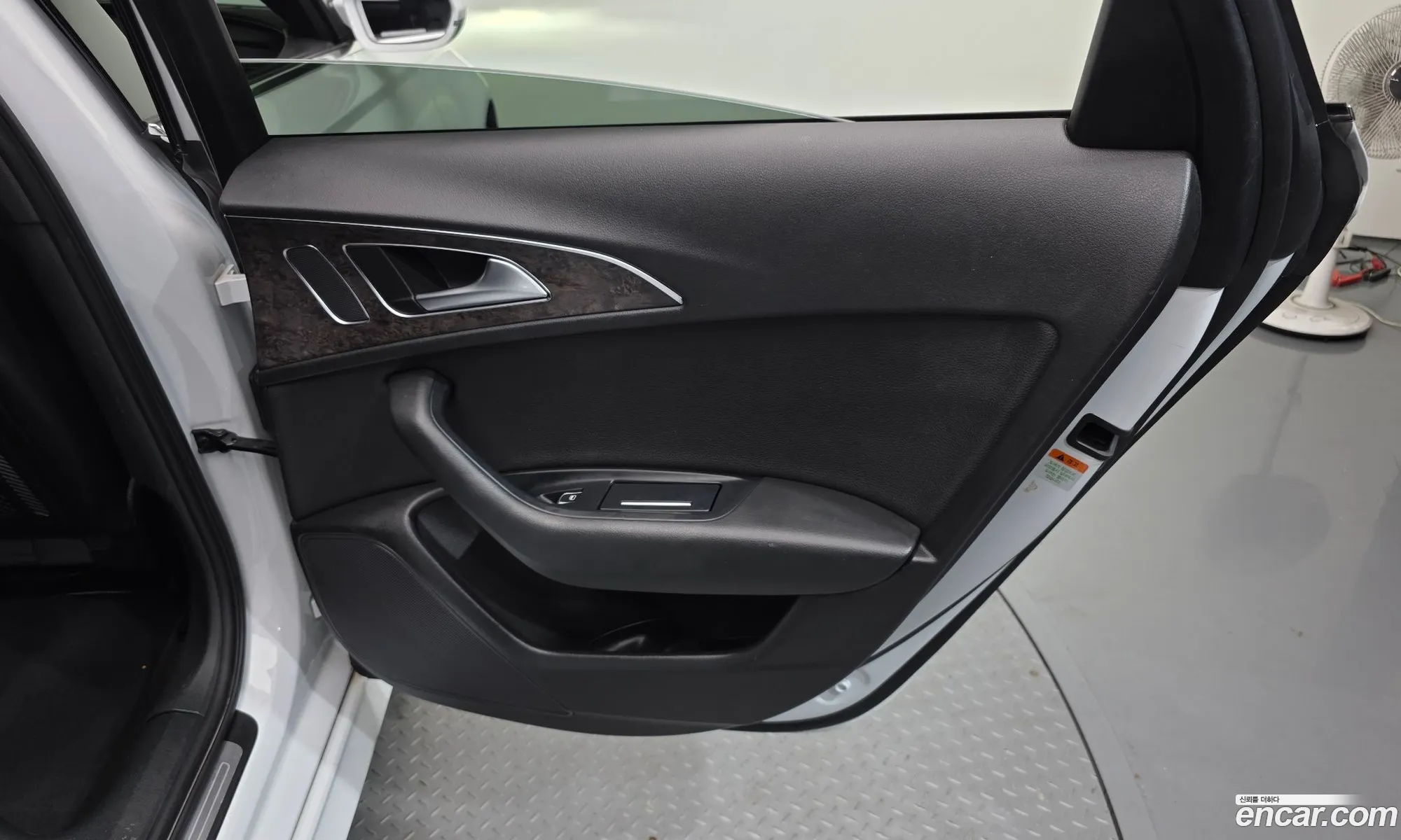 Audi A6 2018 WAUZZZ4G9JN121023 — 30