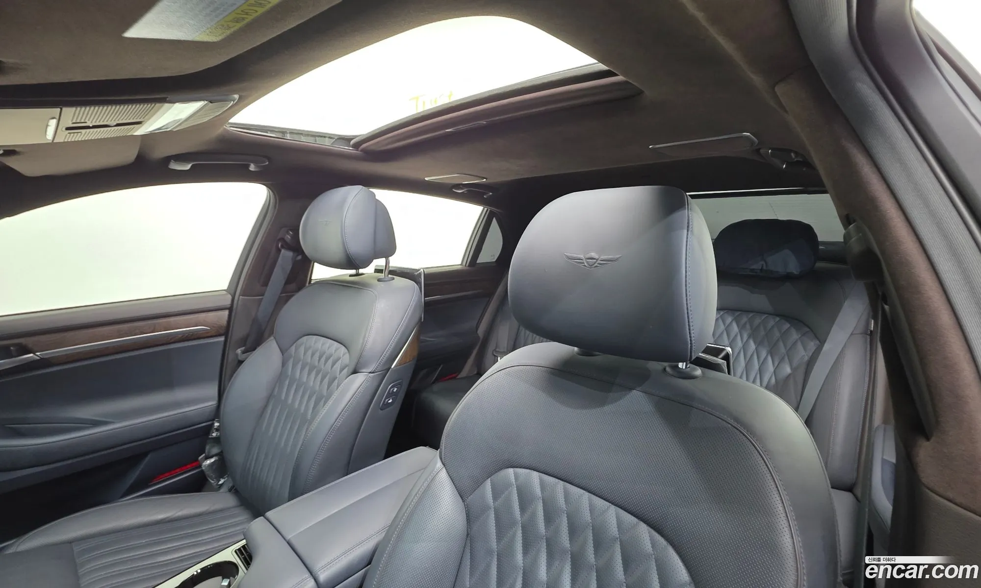 Genesis G90 2019 — 14