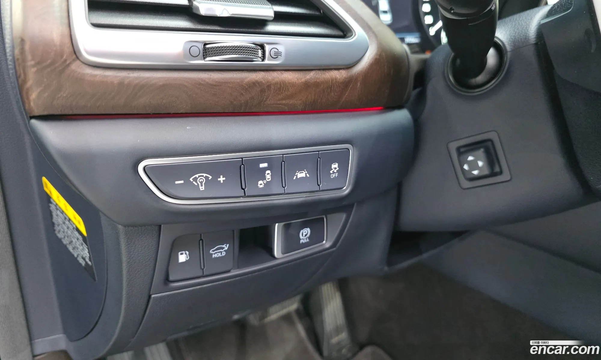 Genesis G90 2019 — 30