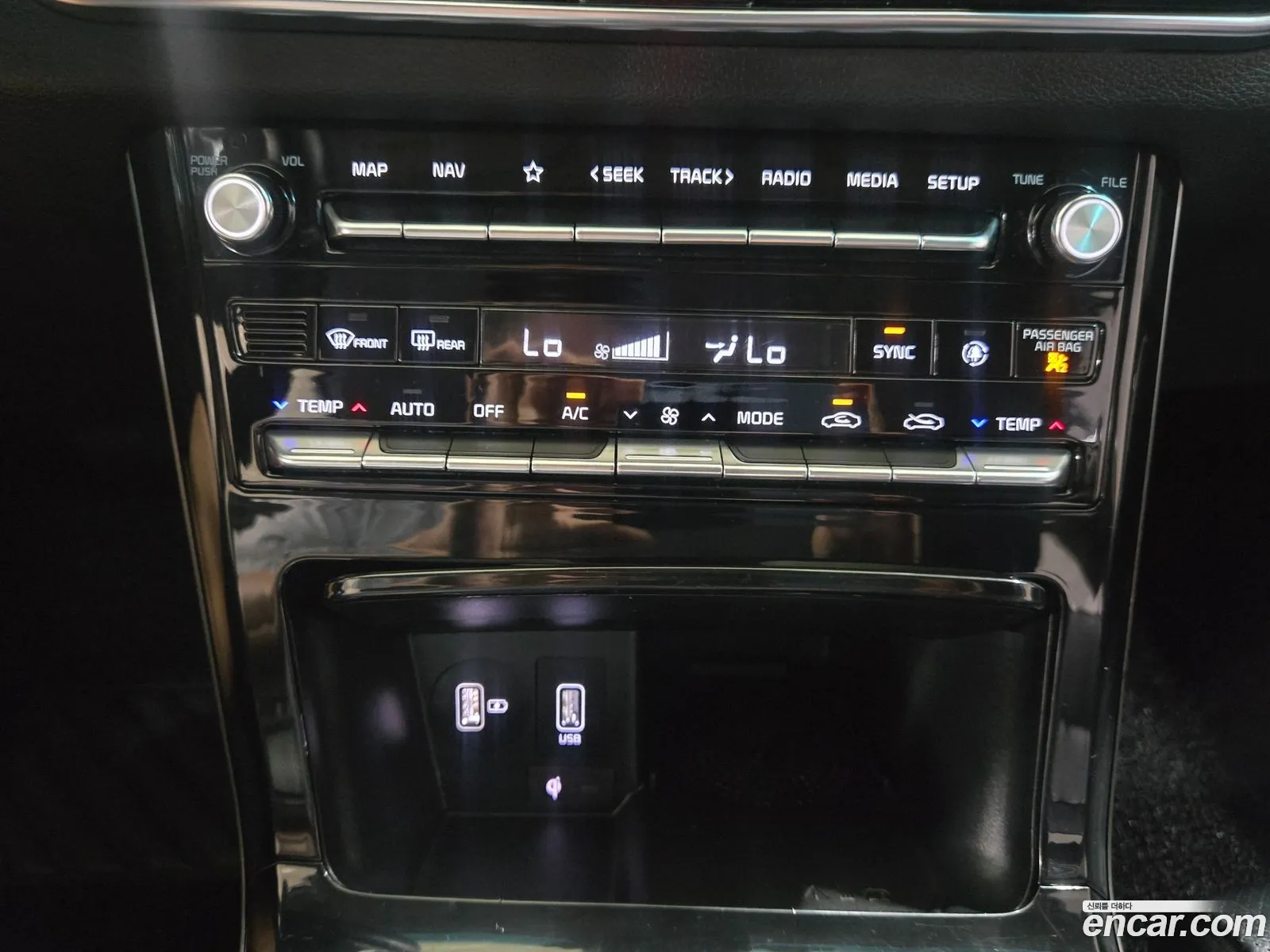 Kia K7 Premier 2019 — 18