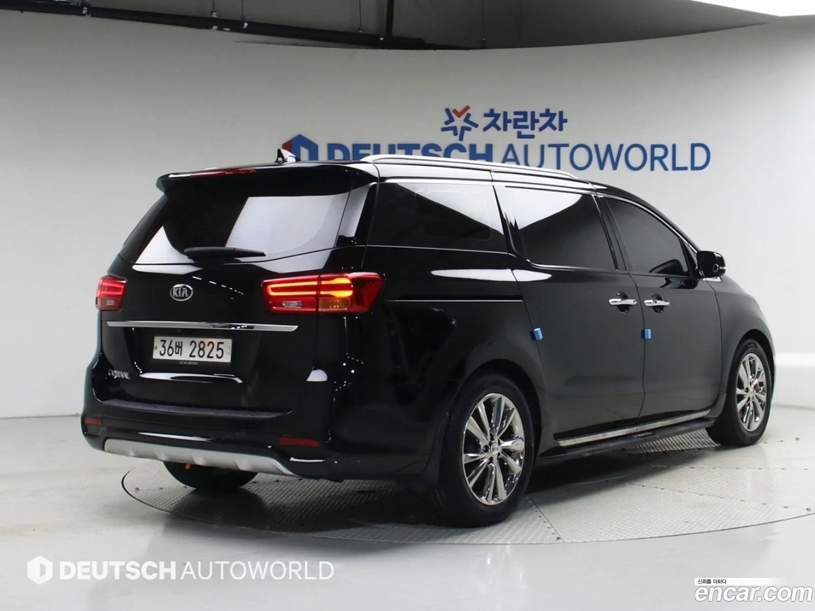 Kia Carnival 2018 — 16
