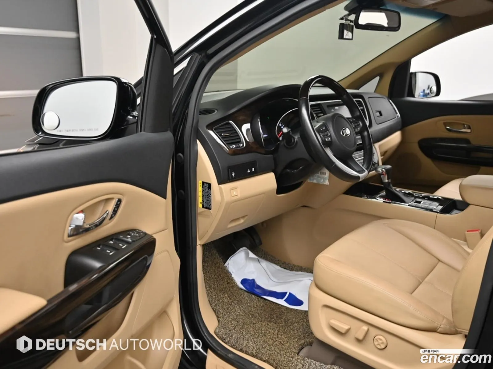 Kia Carnival 2018 — 17