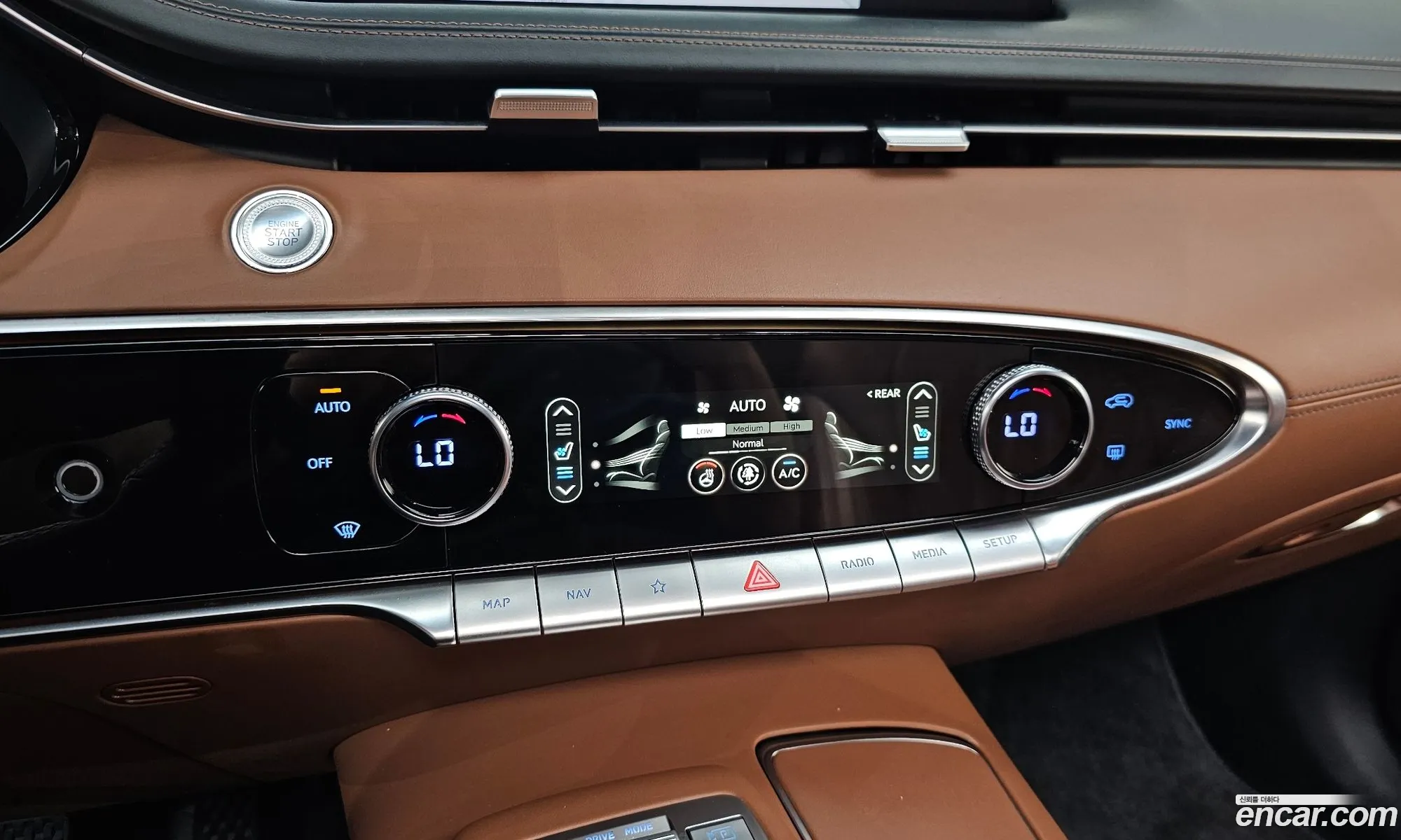Genesis GV70 2023 KMTMA81BBPU142736 — 16