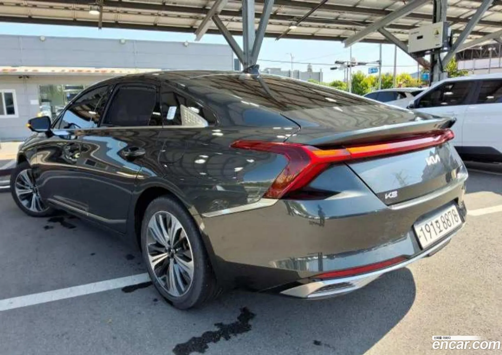 Kia K8 Hybrid 2023 — 3