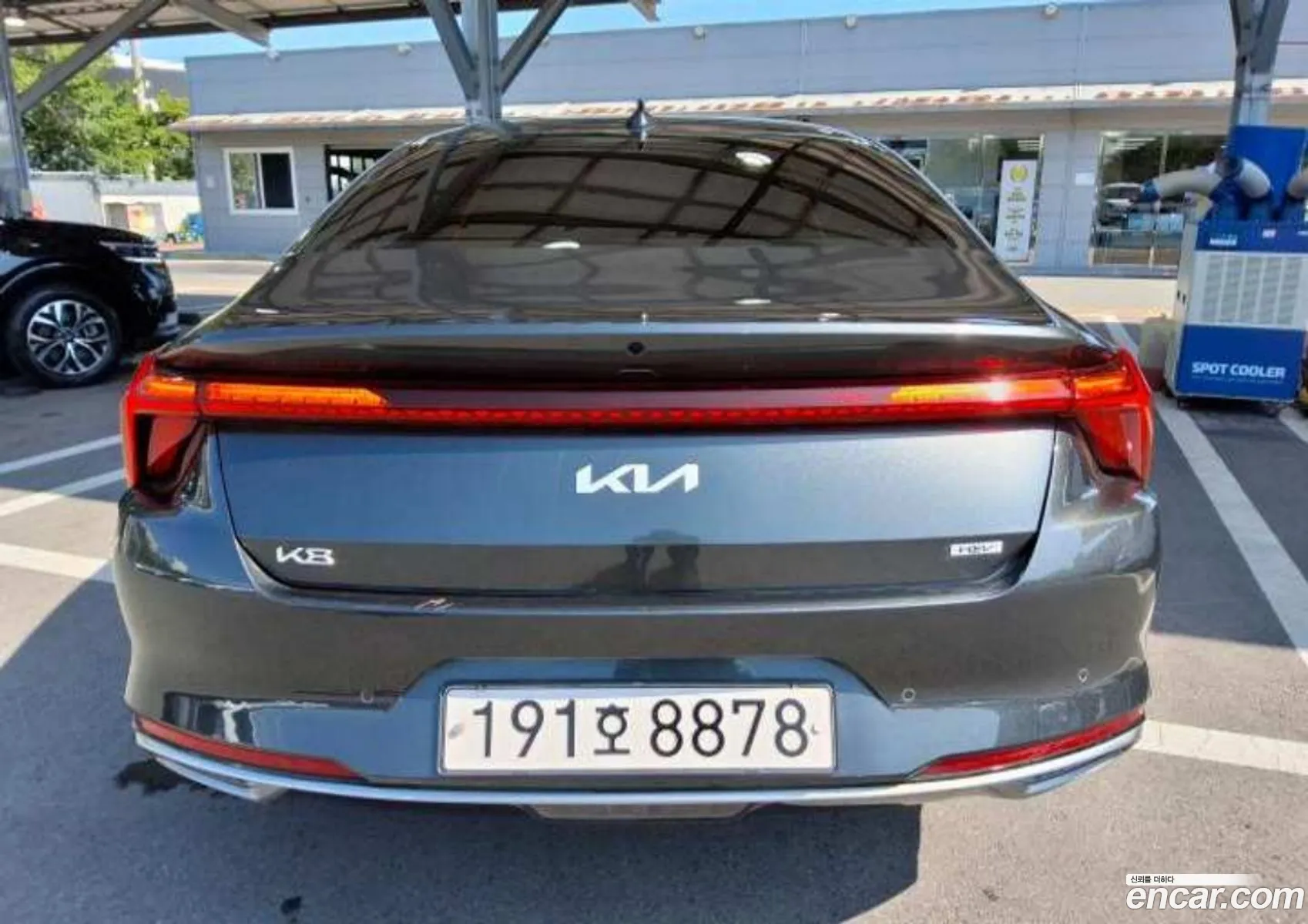 Kia K8 Hybrid 2023 — 4