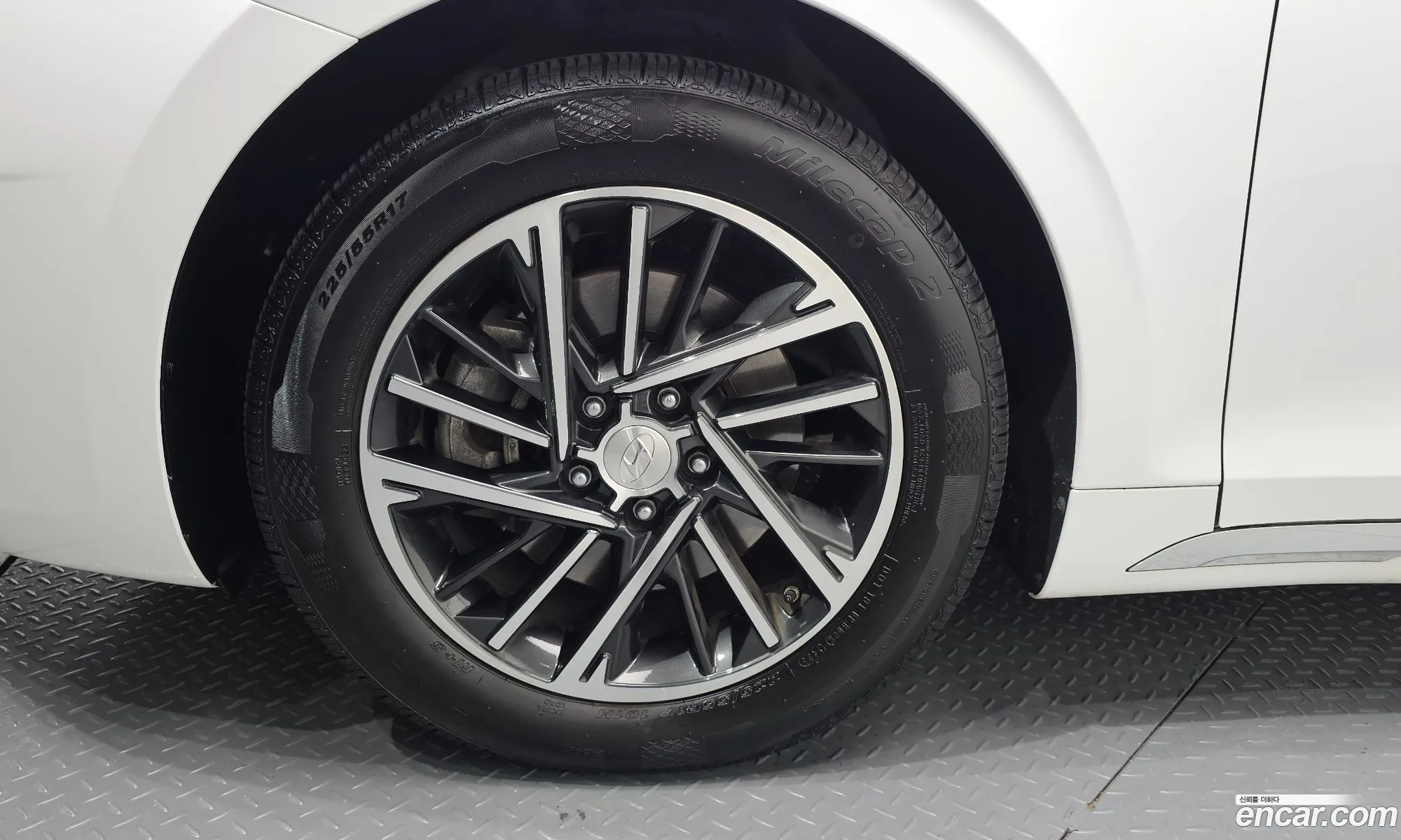 Hyundai Grandeur IG 2020 — 3