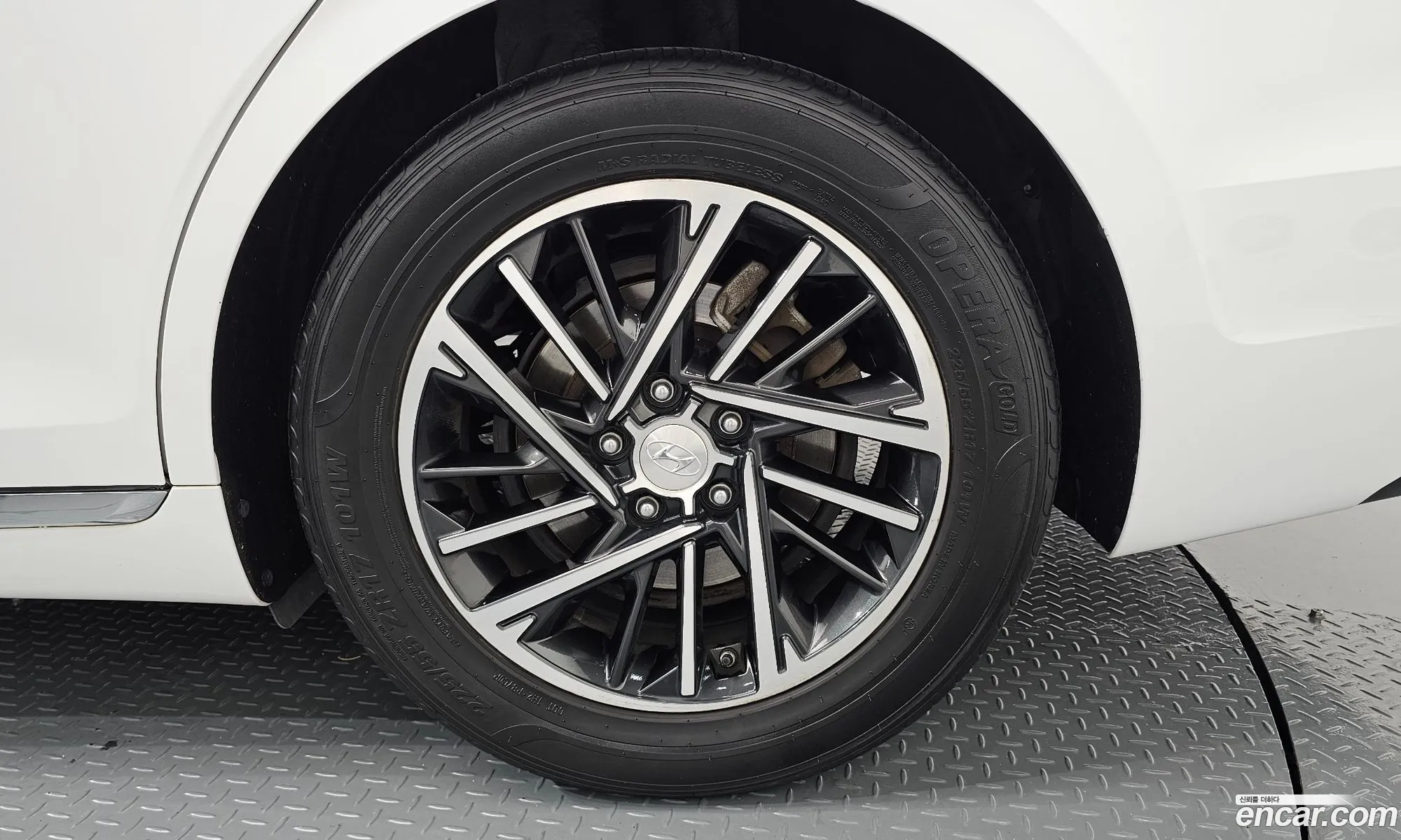 Hyundai Grandeur IG 2020 — 14