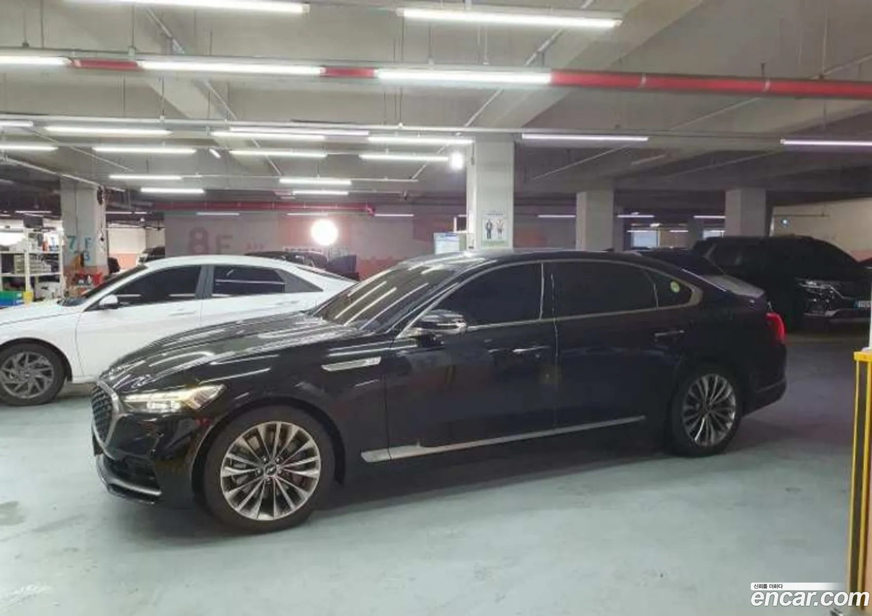 Kia K9 2022 — 9