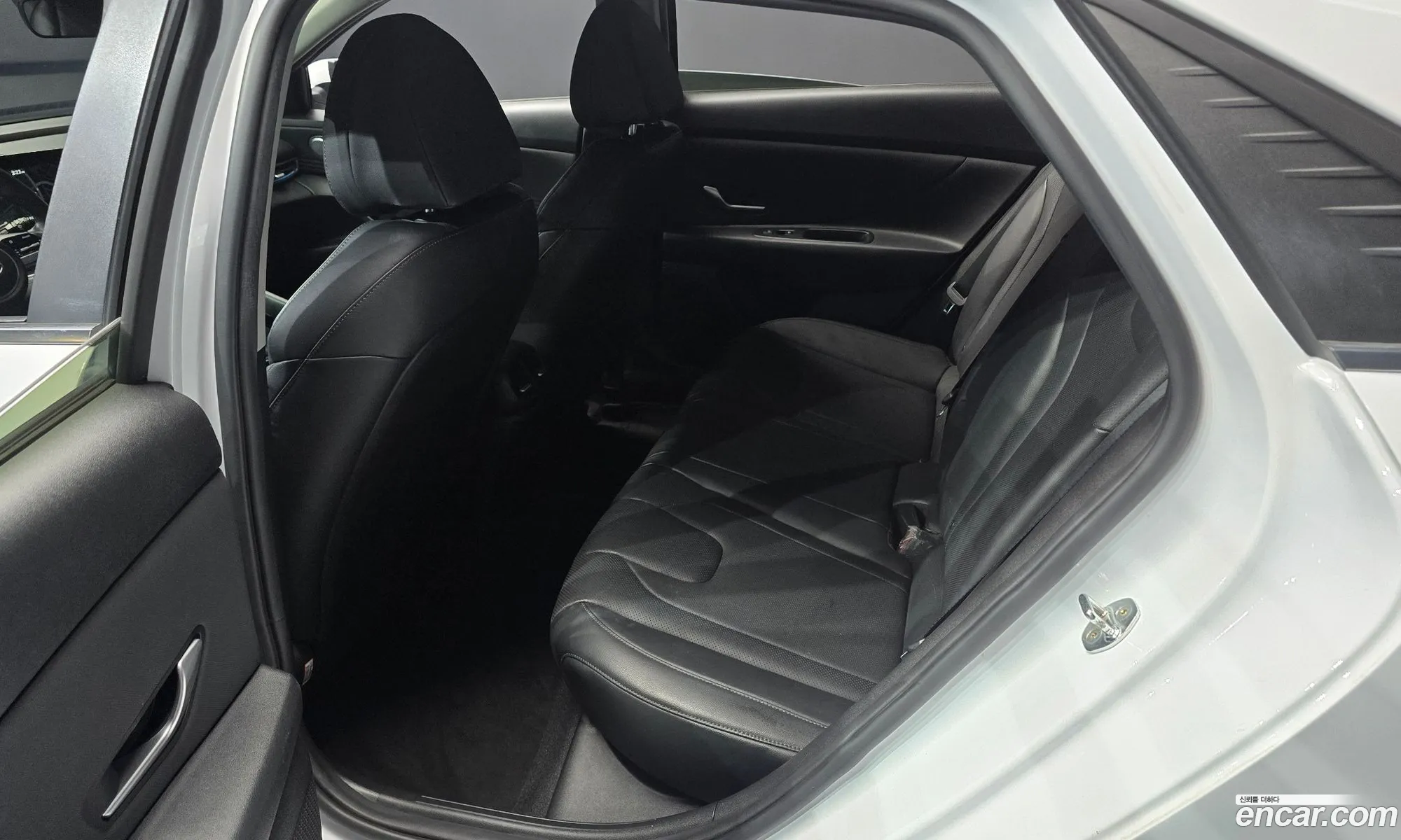 Hyundai Elantra 2022 KMHLR41EEPU383520 — 20