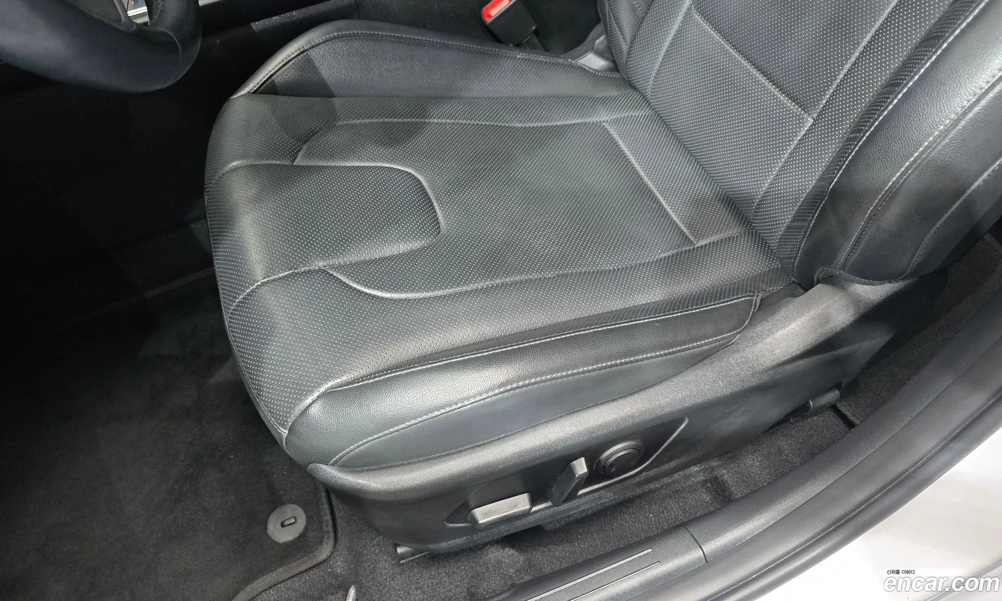 Hyundai Elantra 2022 KMHLR41EEPU383520 — 4