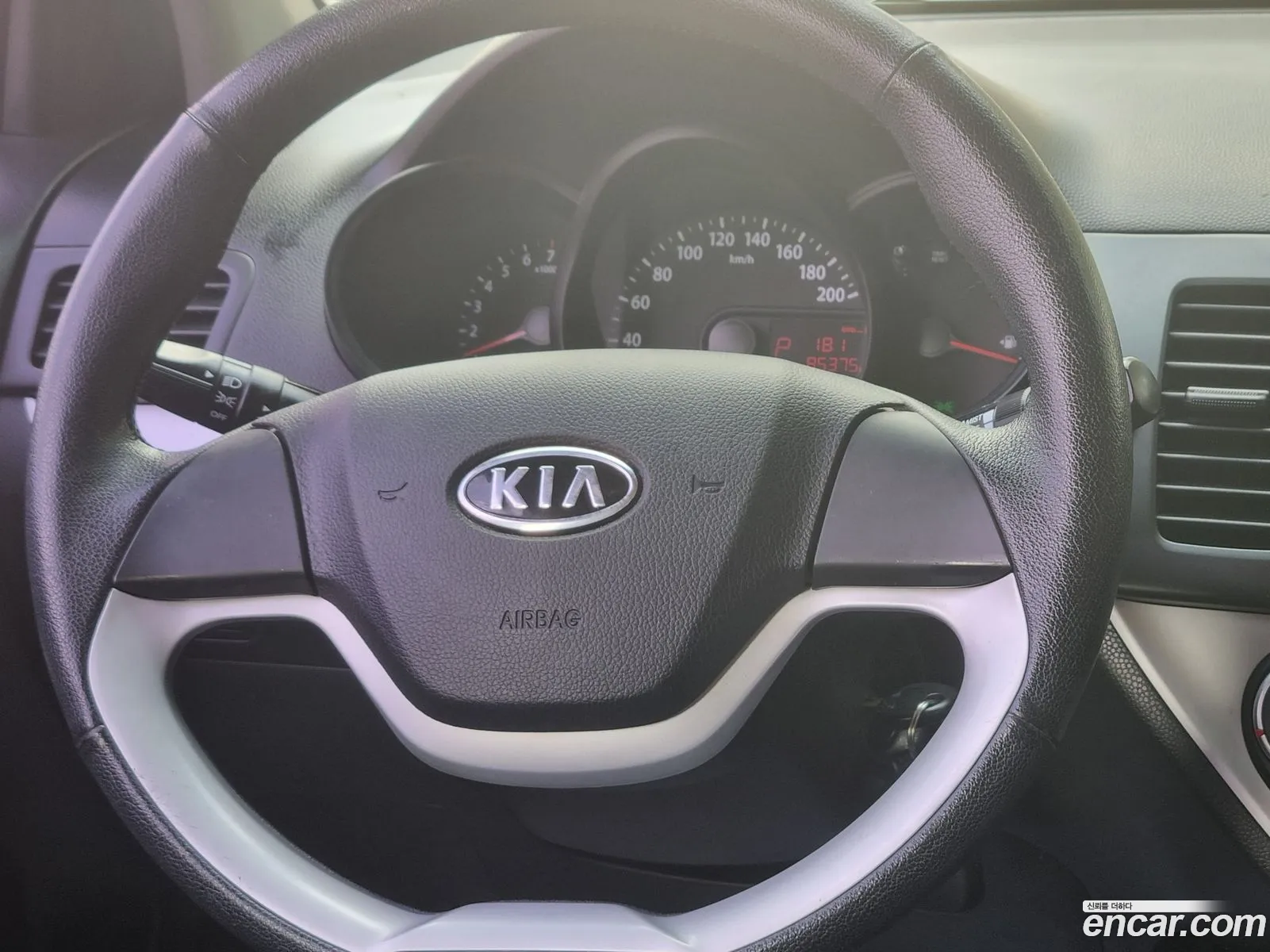Kia Morning 2011 — 18