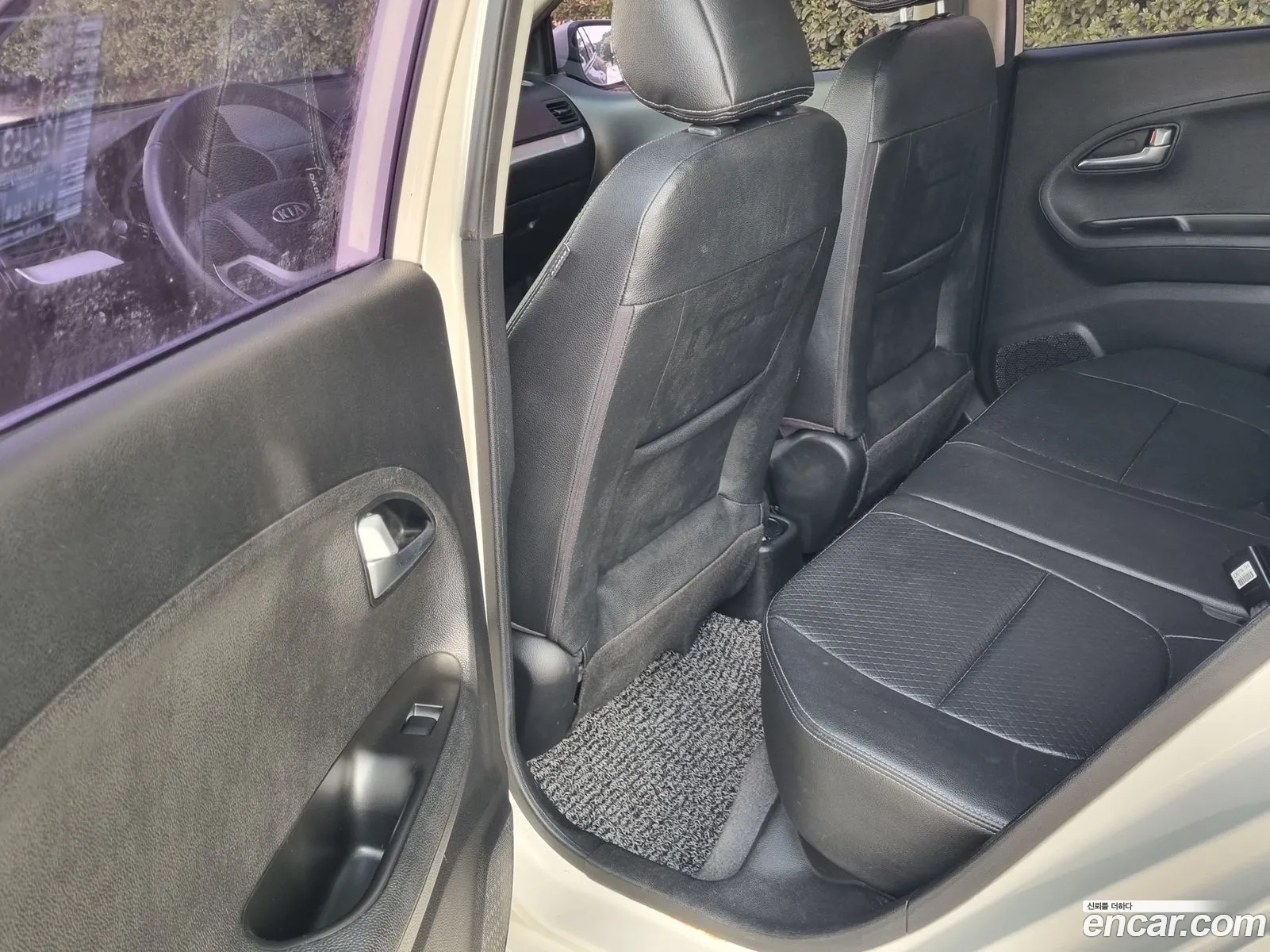 Kia Morning 2011 — 17