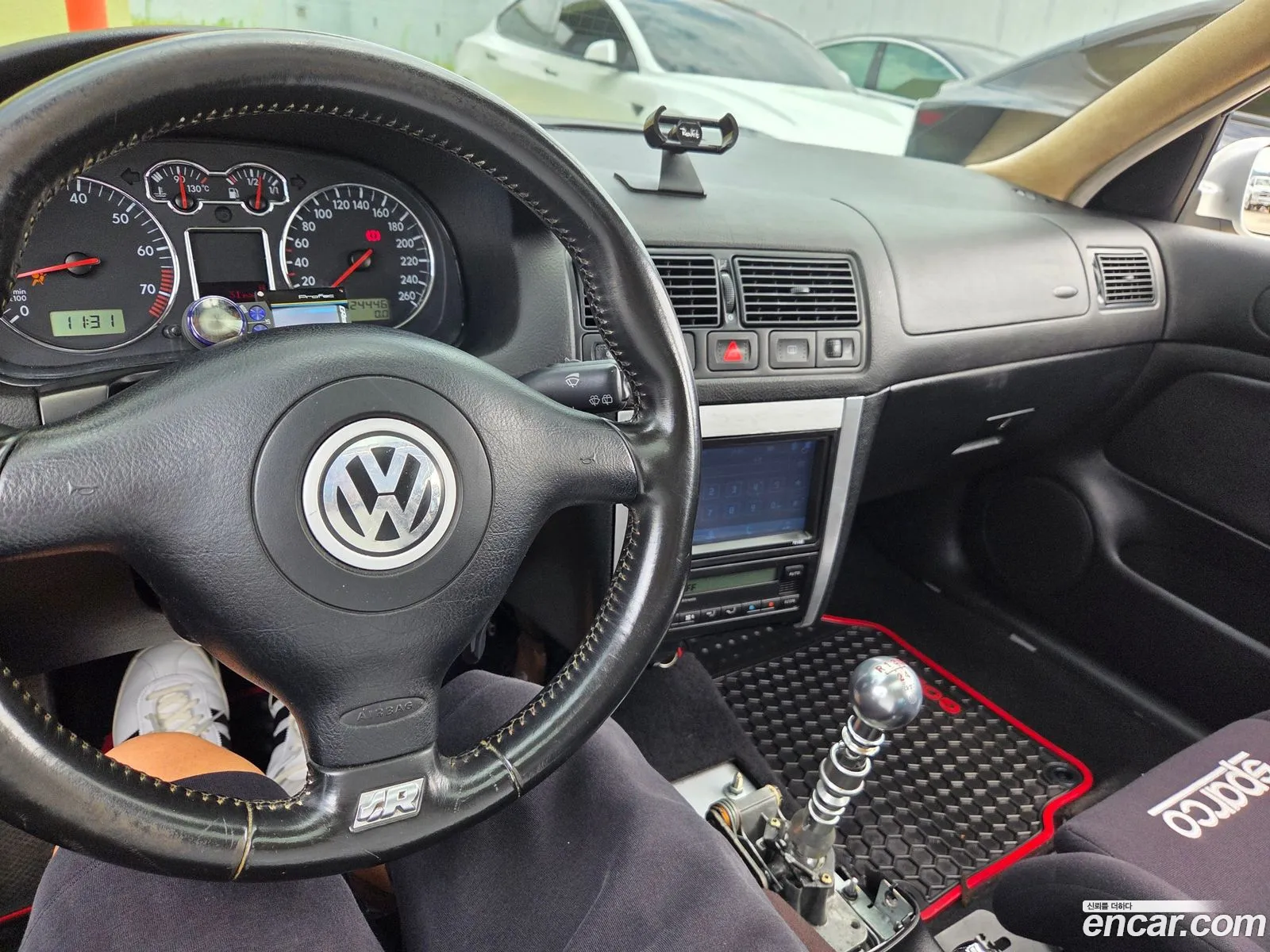 Volkswagen Golf 2003 — 11