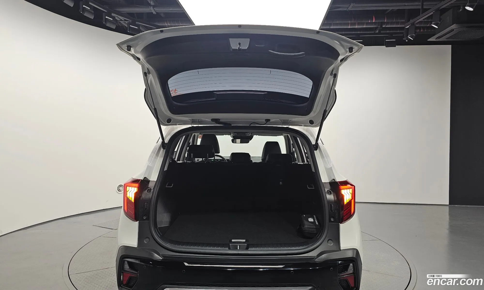 Kia Seltos 2025 KNAER817BSK823075 — 11