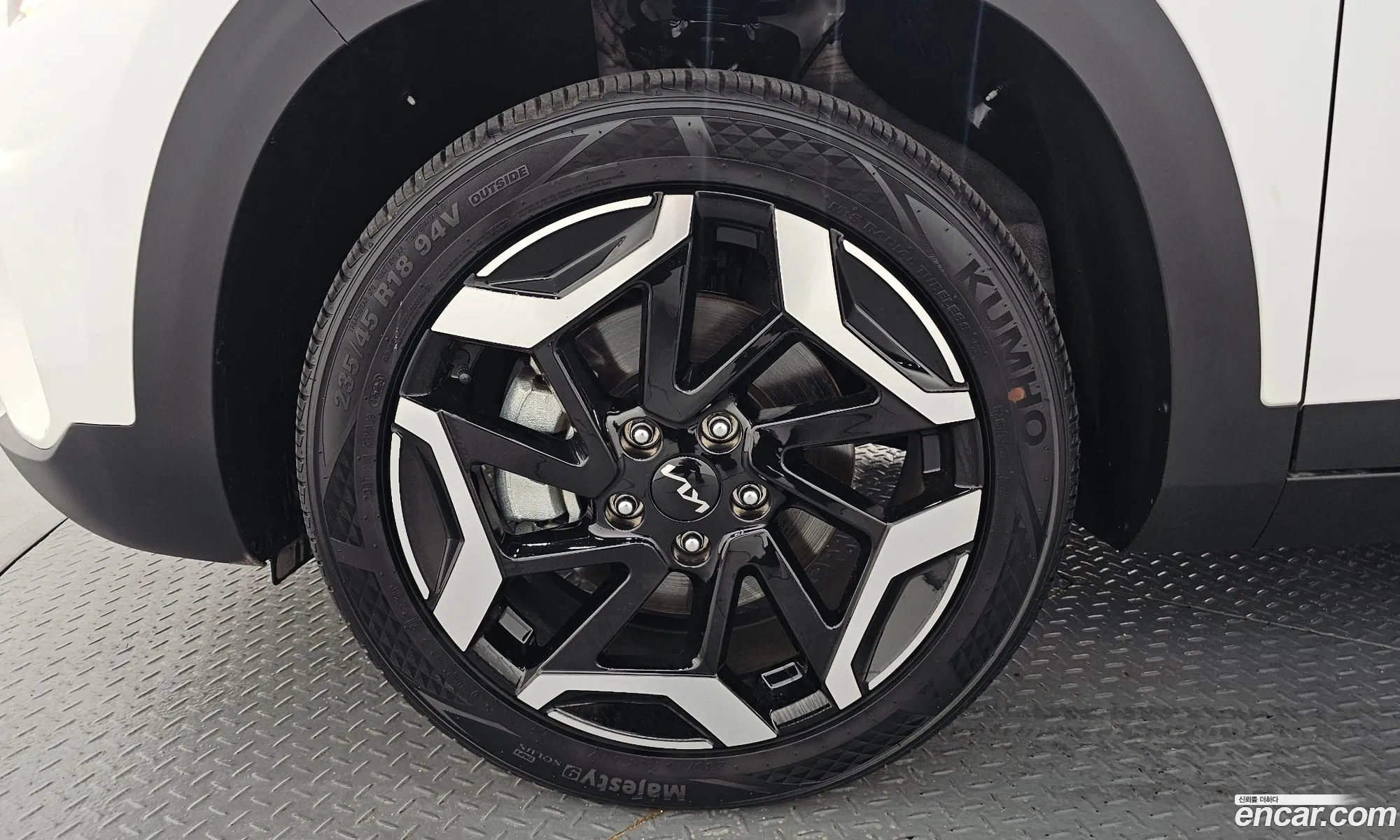Kia Seltos 2025 KNAER817BSK823075 — 4
