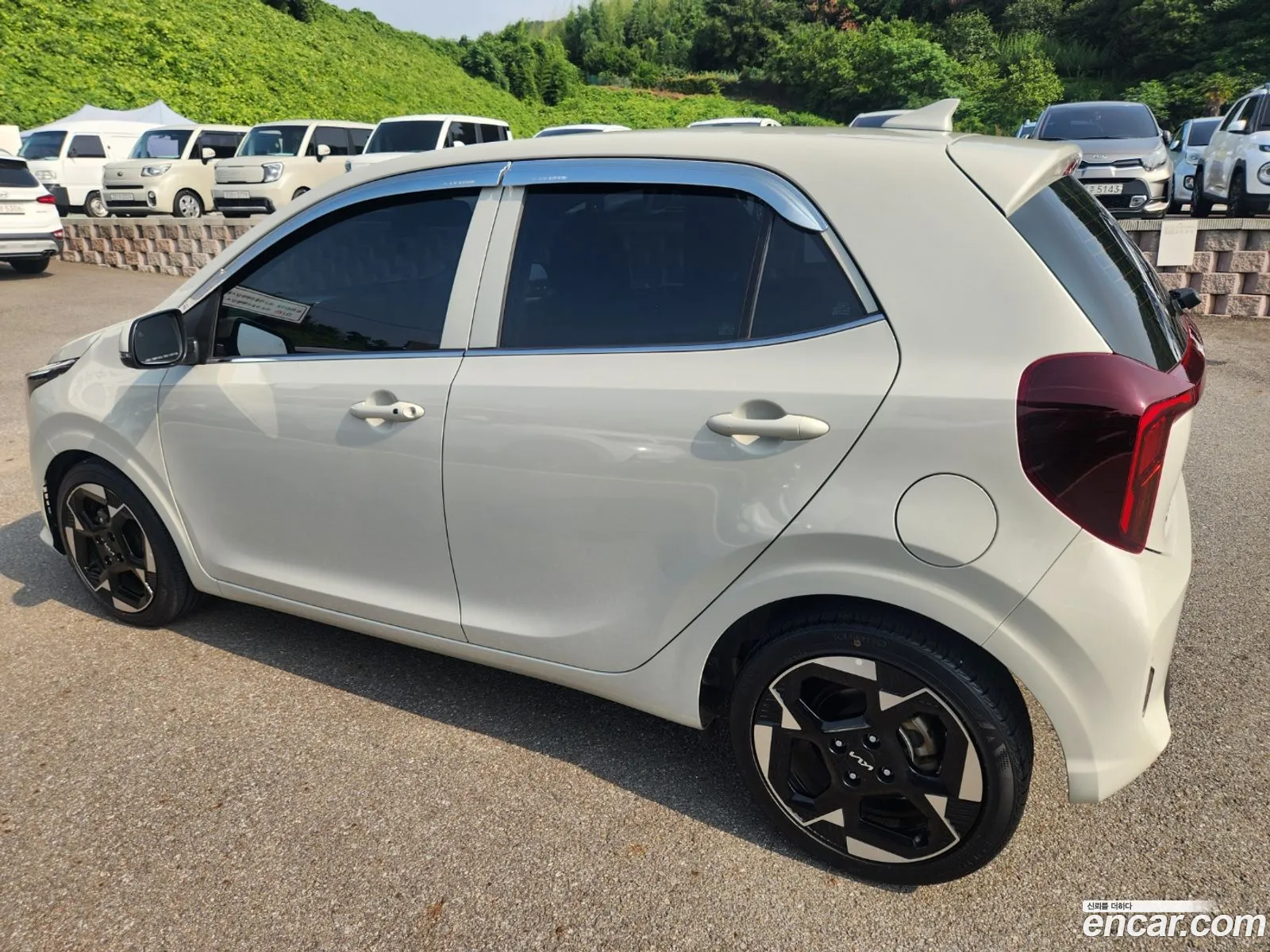 Kia Morning 2023 — 2