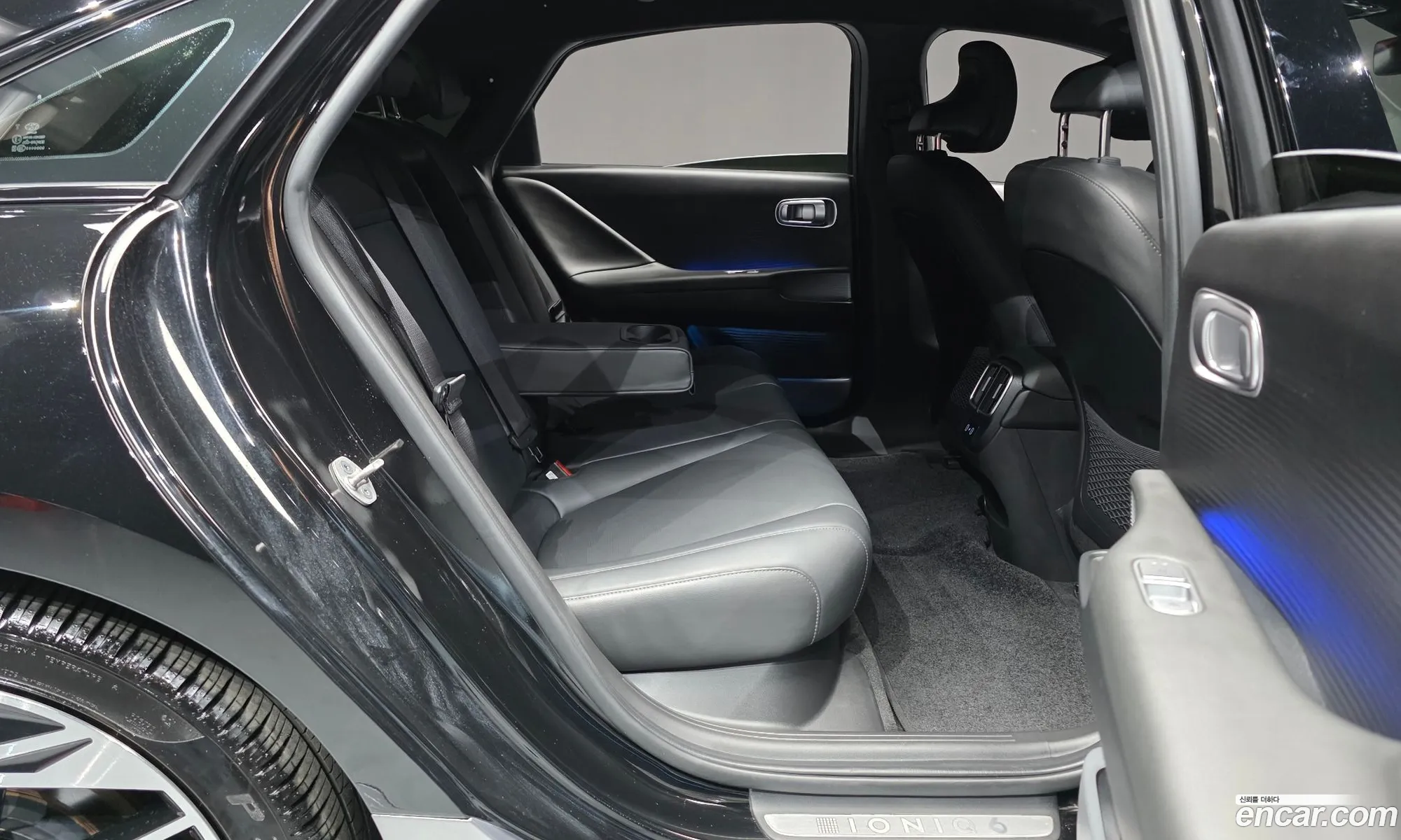 Hyundai Ioniq 6 2023 KMHM541CPPA052462 — 9