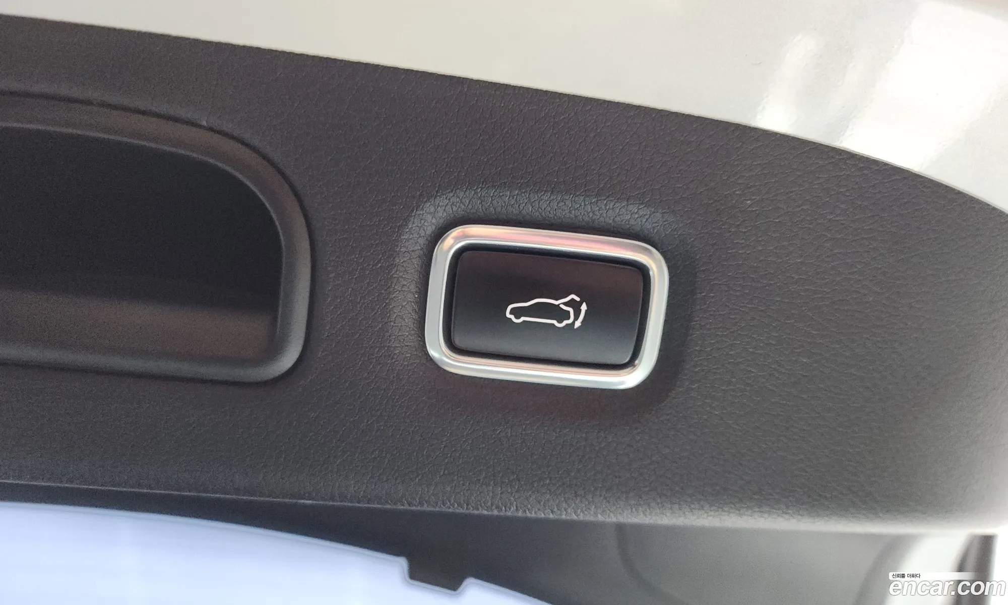 Kia Stinger 2017 KNAE351BDJS011640 — 33
