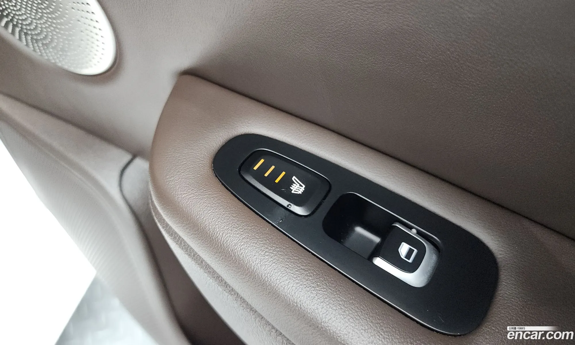 Kia Stinger 2017 KNAE351BDJS011640 — 5