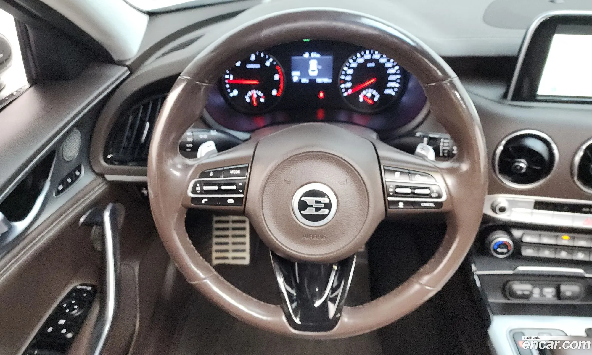 Kia Stinger 2017 KNAE351BDJS011640 — 25