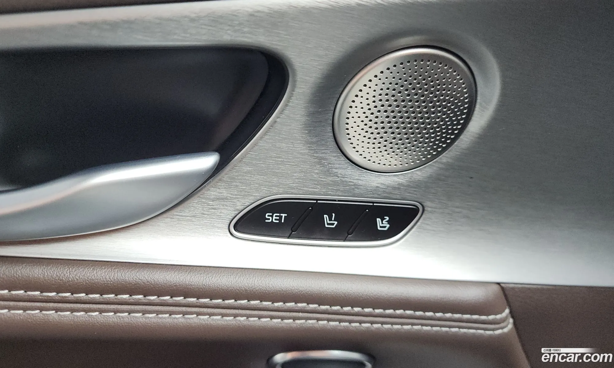 Kia Stinger 2017 KNAE351BDJS011640 — 34