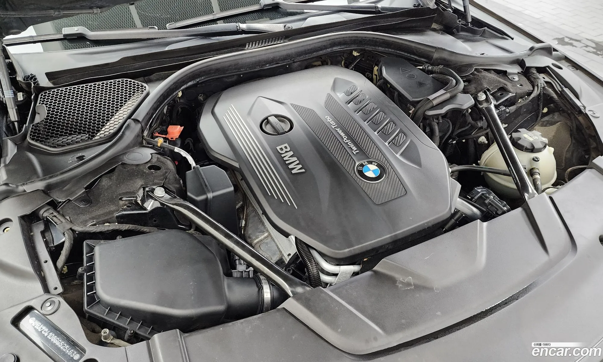 BMW 7 Series 2016 WBA7C4108GG525463 — 10