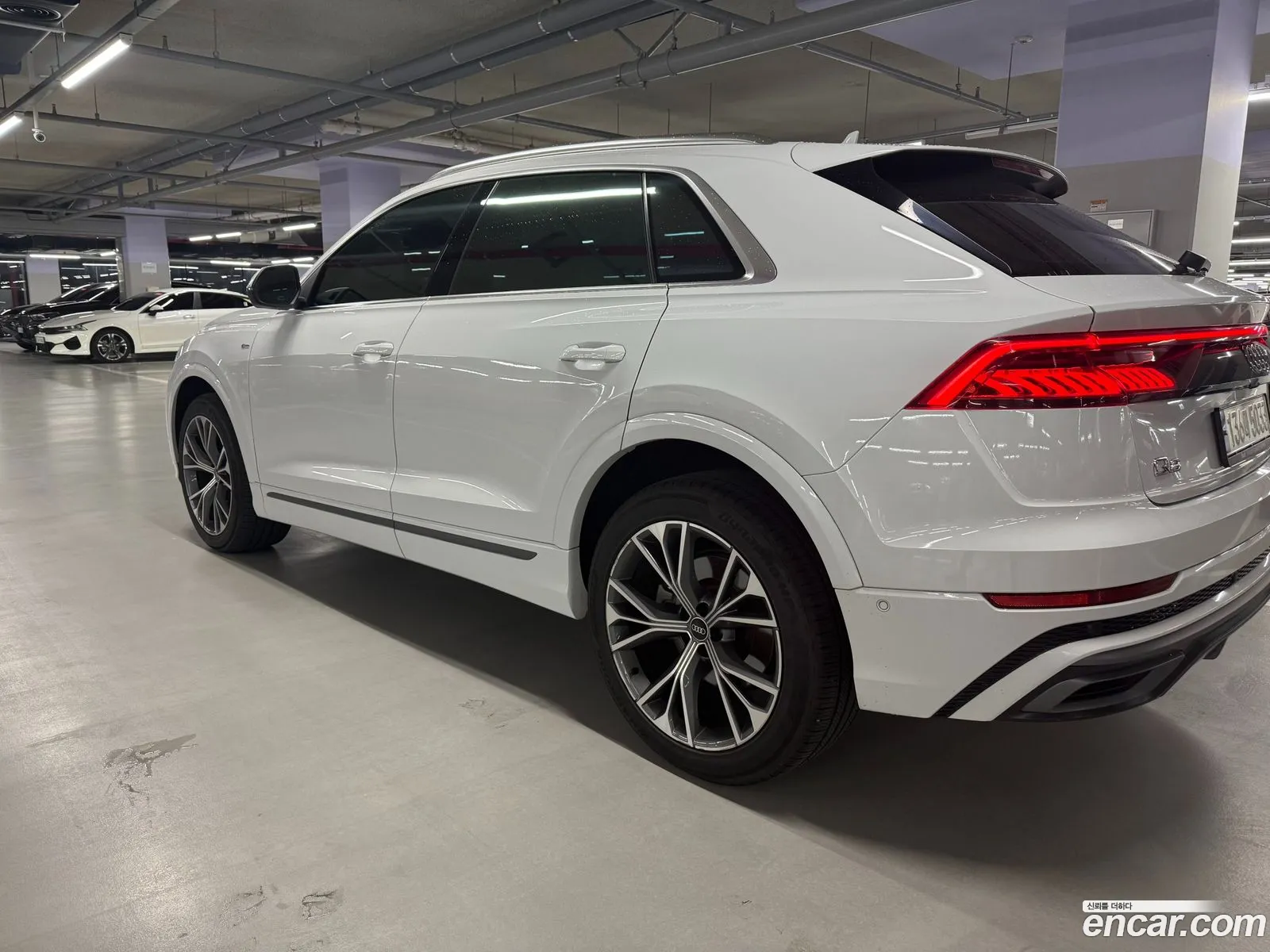 Audi Q8 2021 — 11