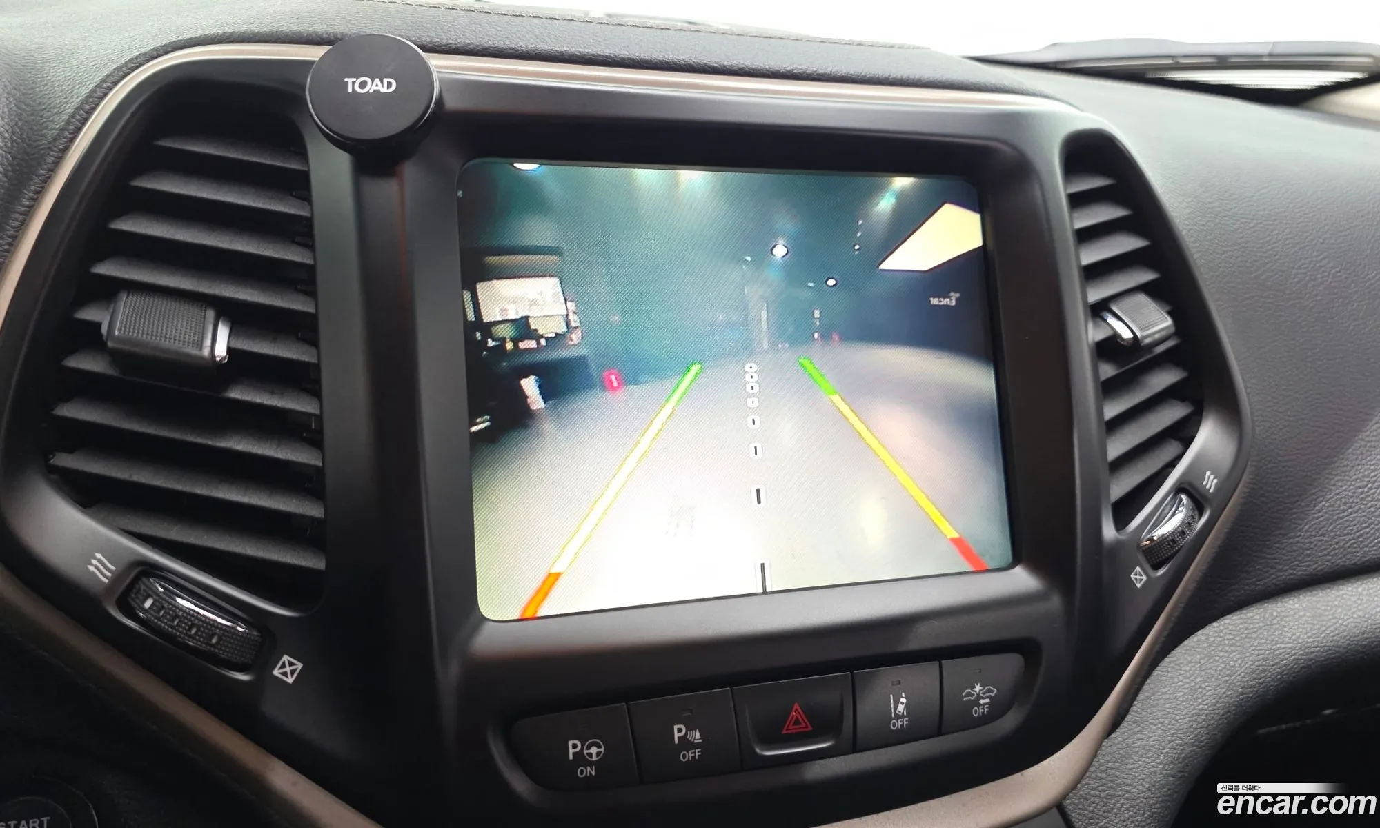 Jeep Cherokee 2015 1C4PJMDY4FW600884 — 4