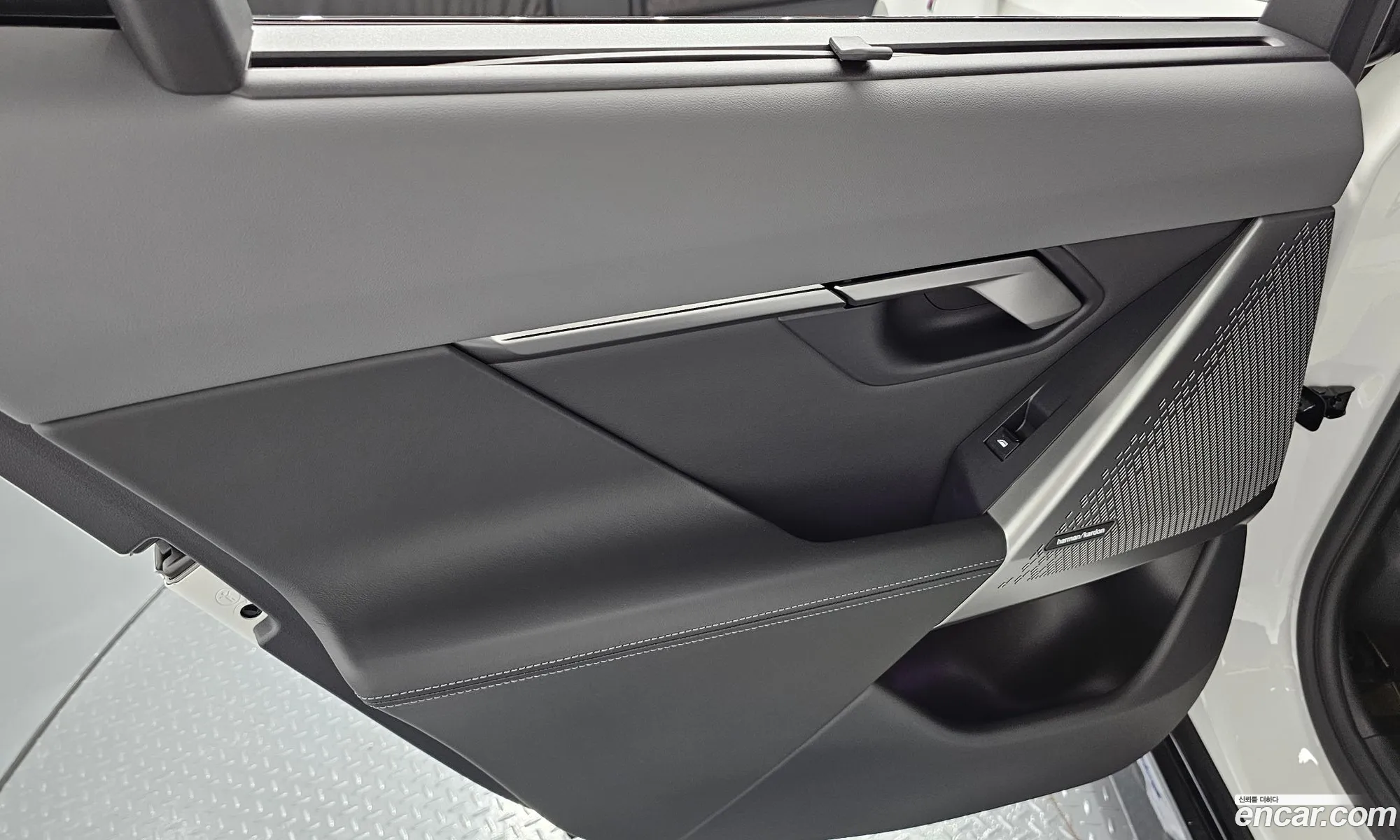 BMW 5 Series 2024 — 20