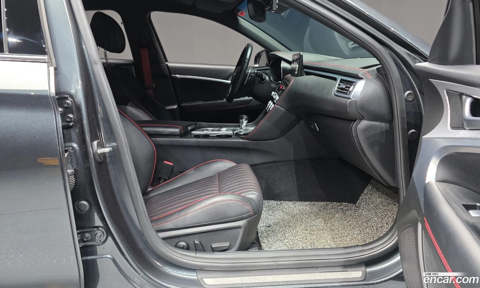 Genesis G70 2021 KMTG641EBMU090492 — 19