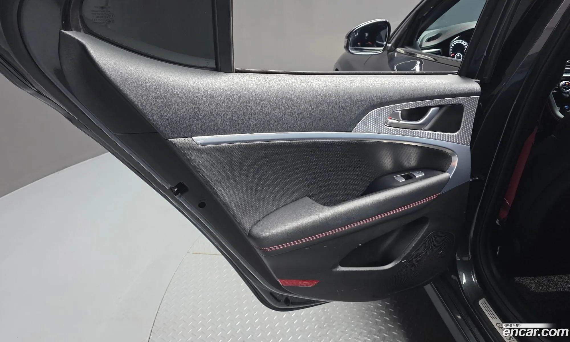 Genesis G70 2021 KMTG641EBMU090492 — 21
