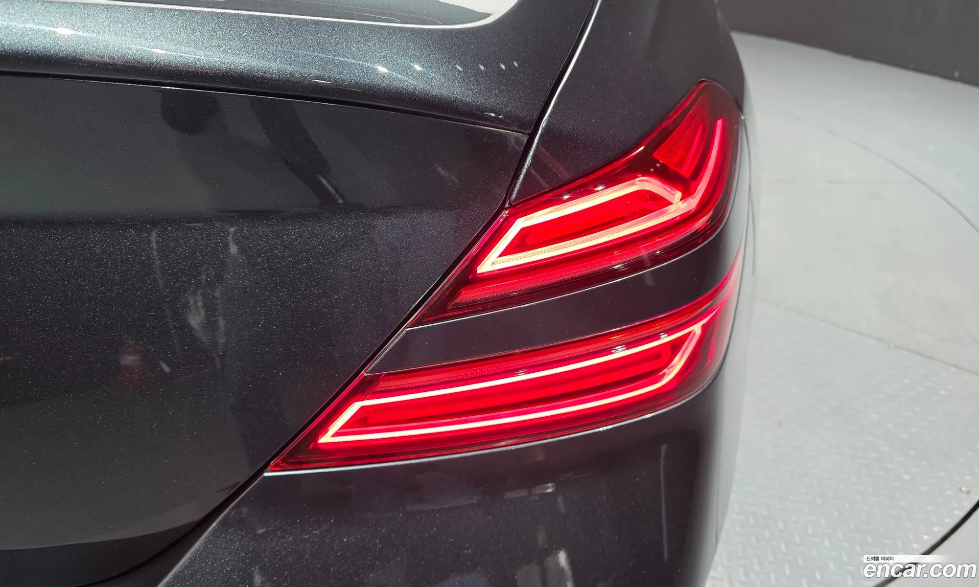 Genesis G70 2021 KMTG641EBMU090492 — 25