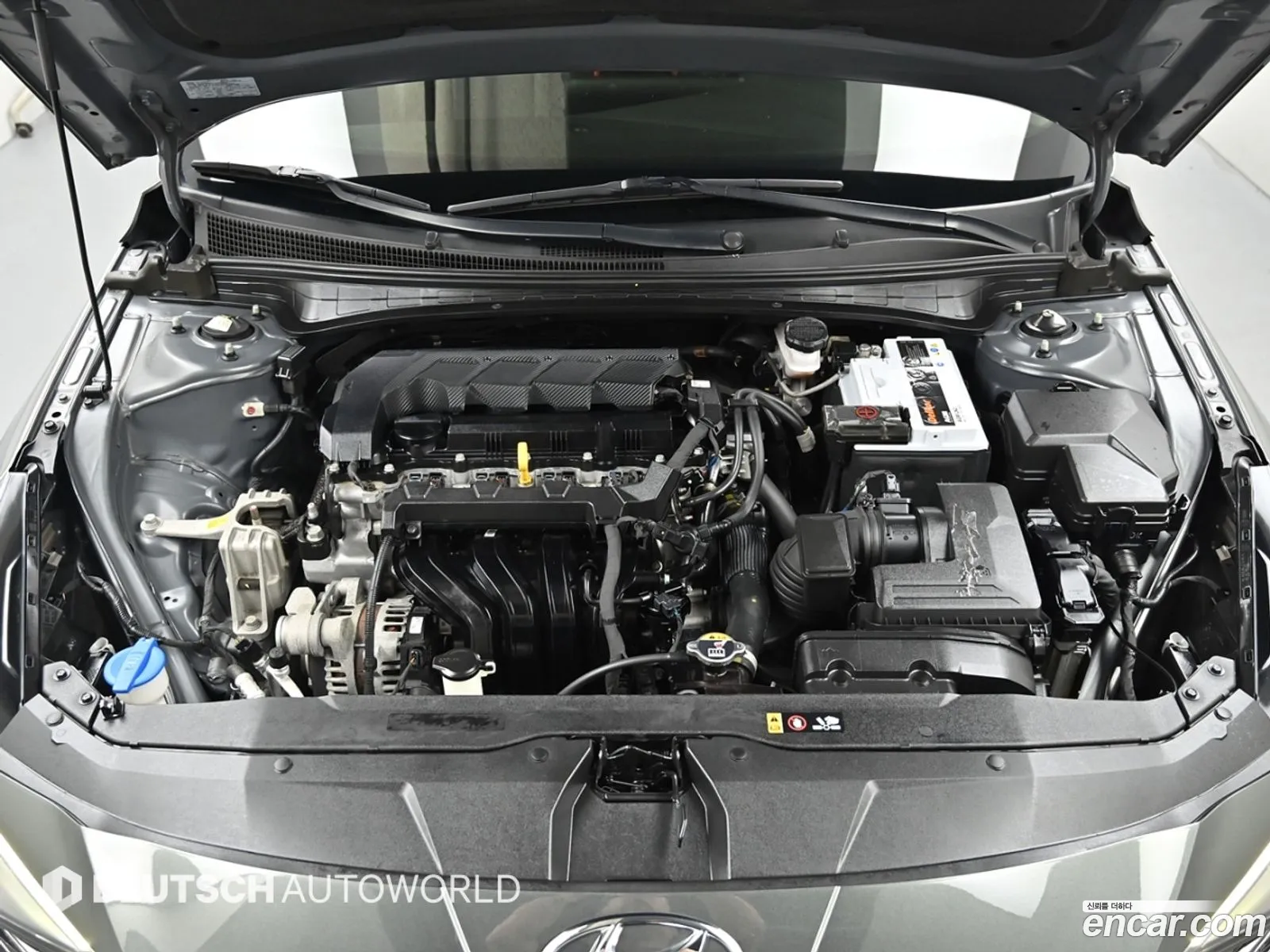 Hyundai Elantra 2021 — 2