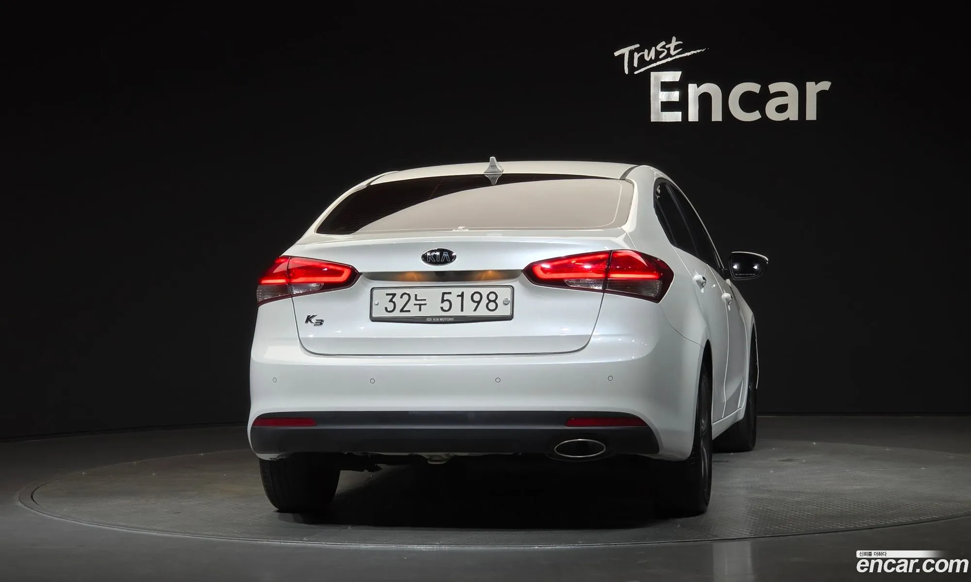 Kia K3 2017 — 8