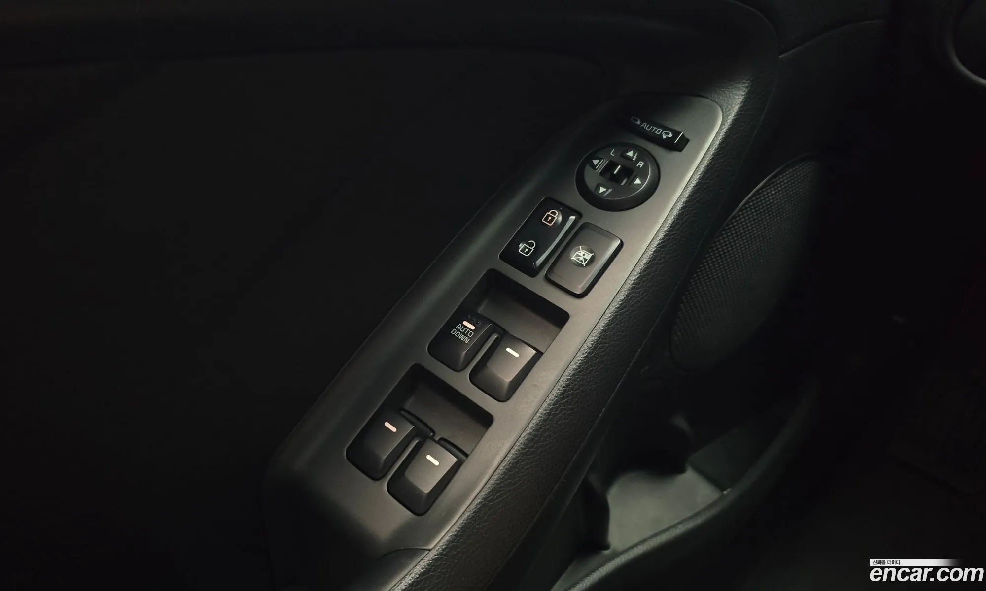 Kia K3 2017 — 18