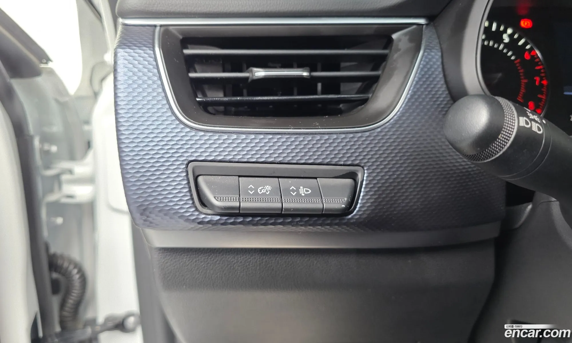 Renault Korea (Samsung) XM3 2021 — 4