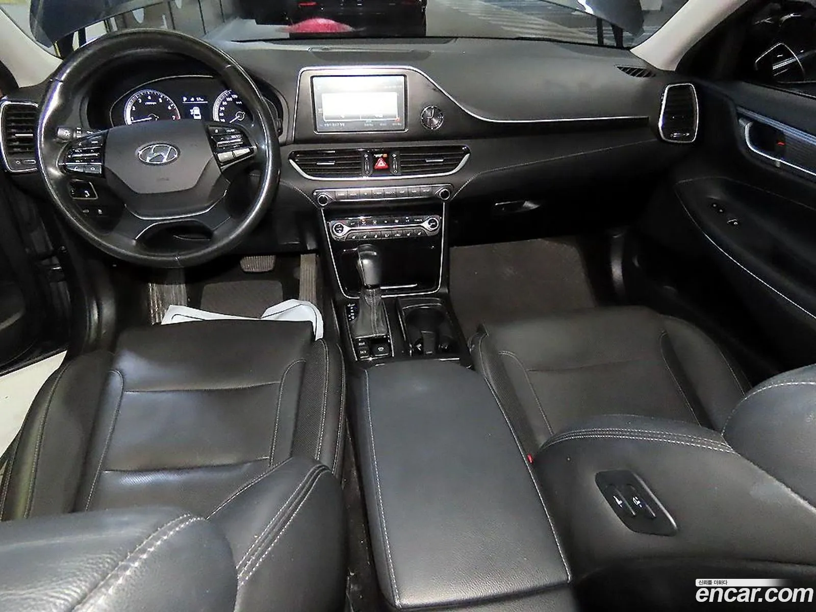 Hyundai Grandeur IG 2018 — 12