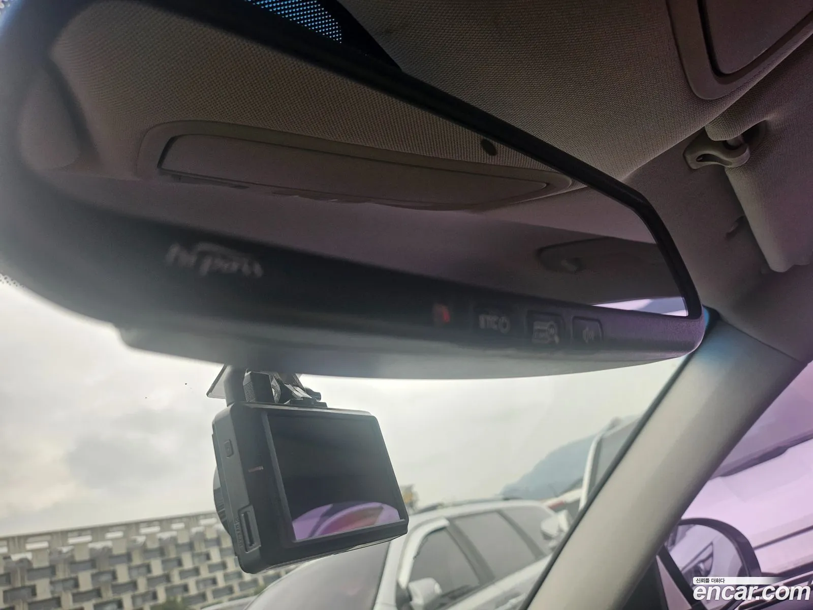 Kia K7 2017 — 7
