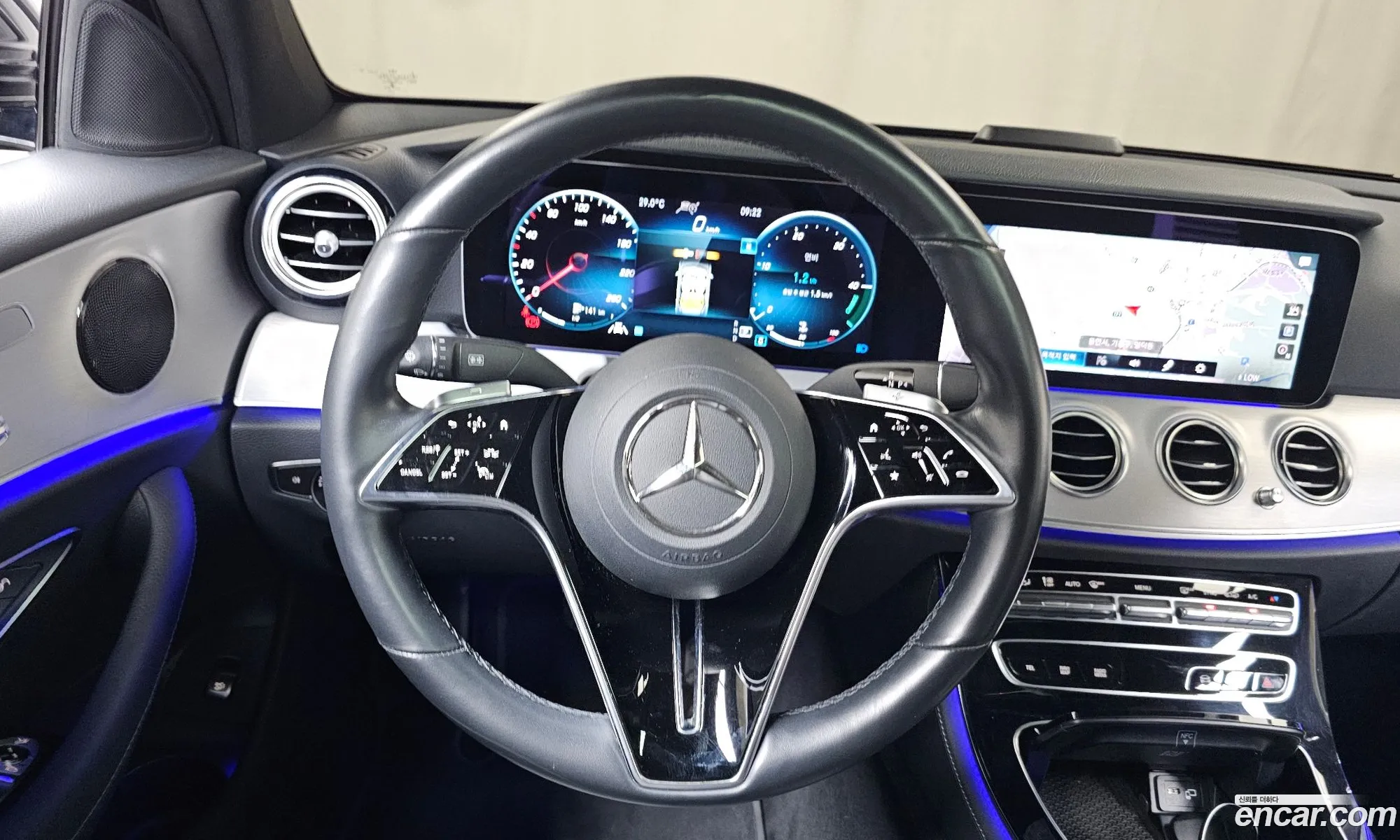Mercedes-Benz E-Class W213 2021 — 24