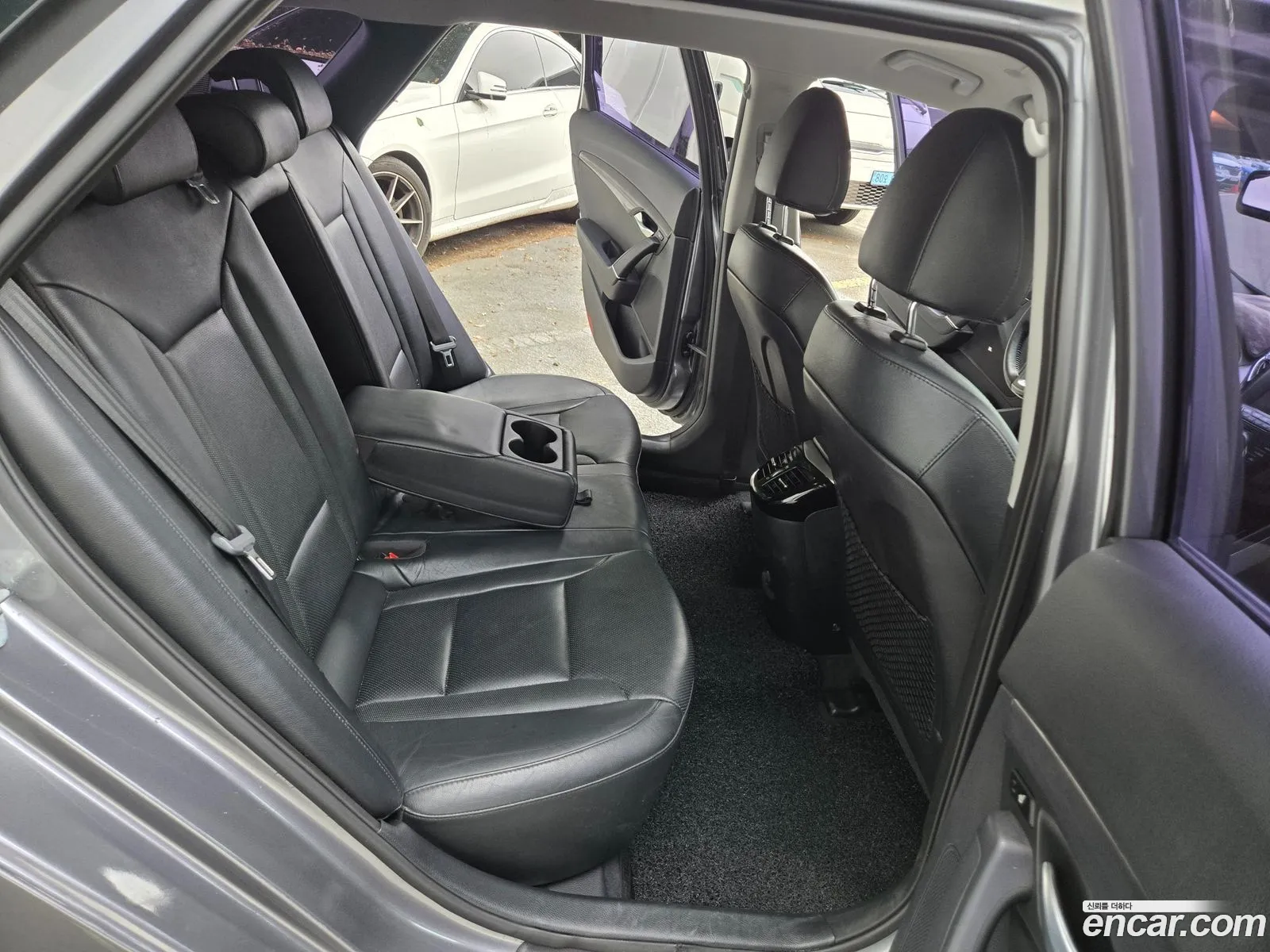 Hyundai i40 2013 — 11