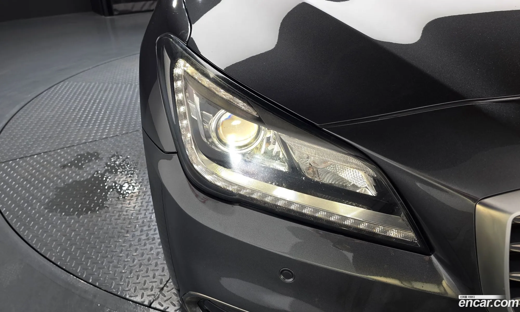 Genesis G80 2017 KMHGL41DDJU259845 — 26