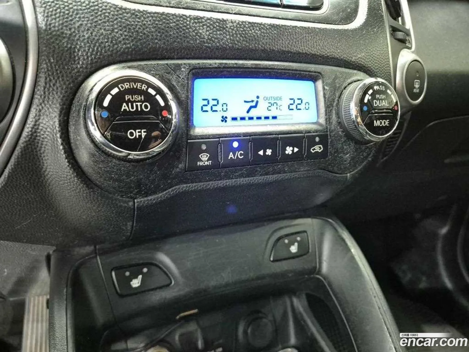 Hyundai Tucson ix 2011 — 12
