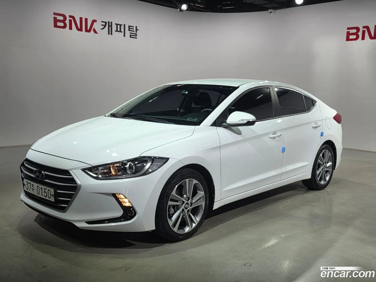 Hyundai Elantra AD 2016 — 20