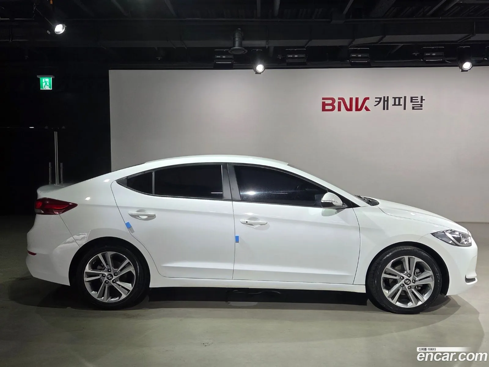 Hyundai Elantra AD 2016 — 7