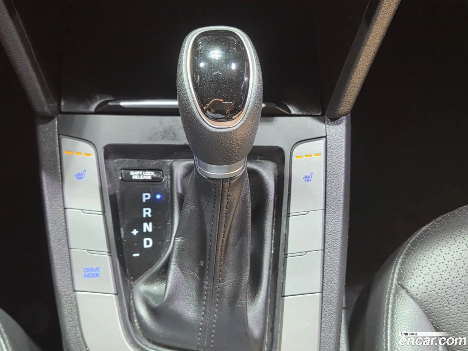 Hyundai Elantra AD 2016 — 16