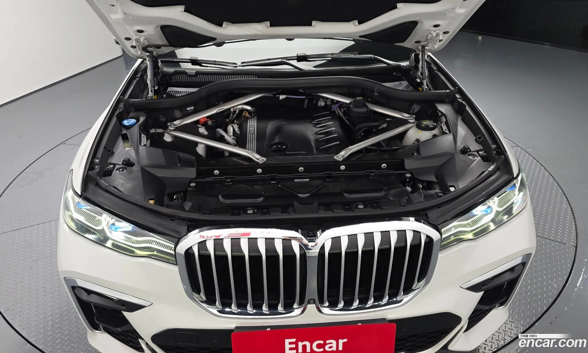 BMW X7 2021 — 27