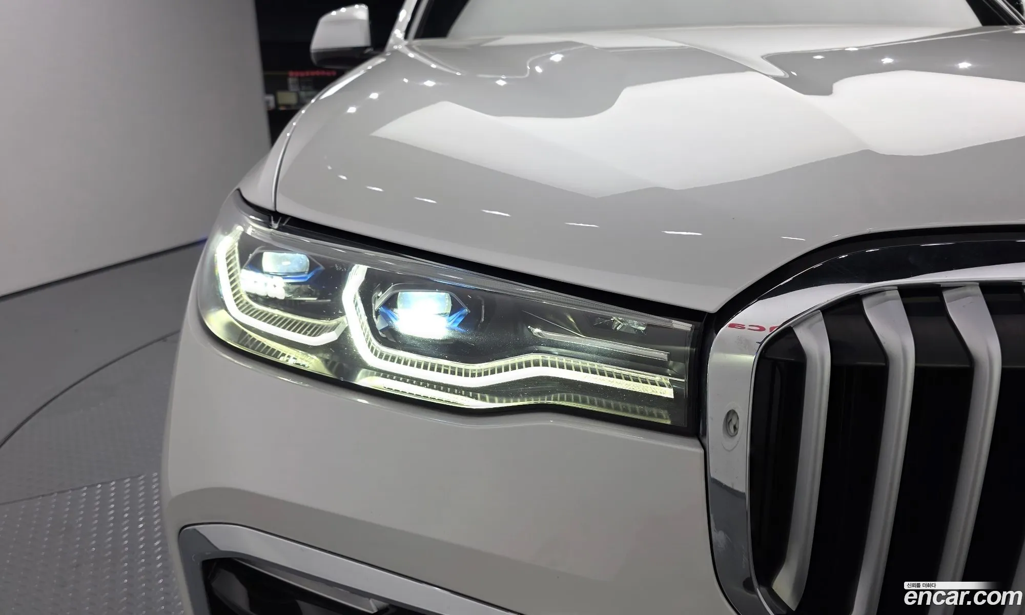 BMW X7 2021 — 25