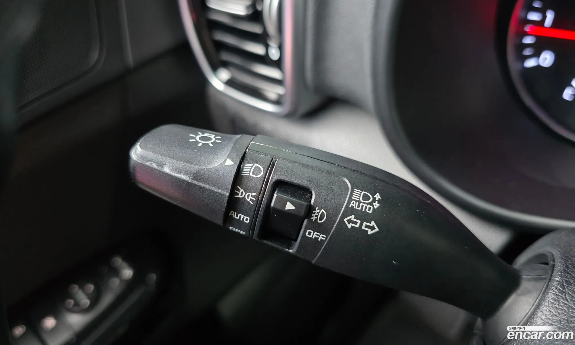 Kia Sportage the Bold 2019 KNAPP81ABKK661389 — 8