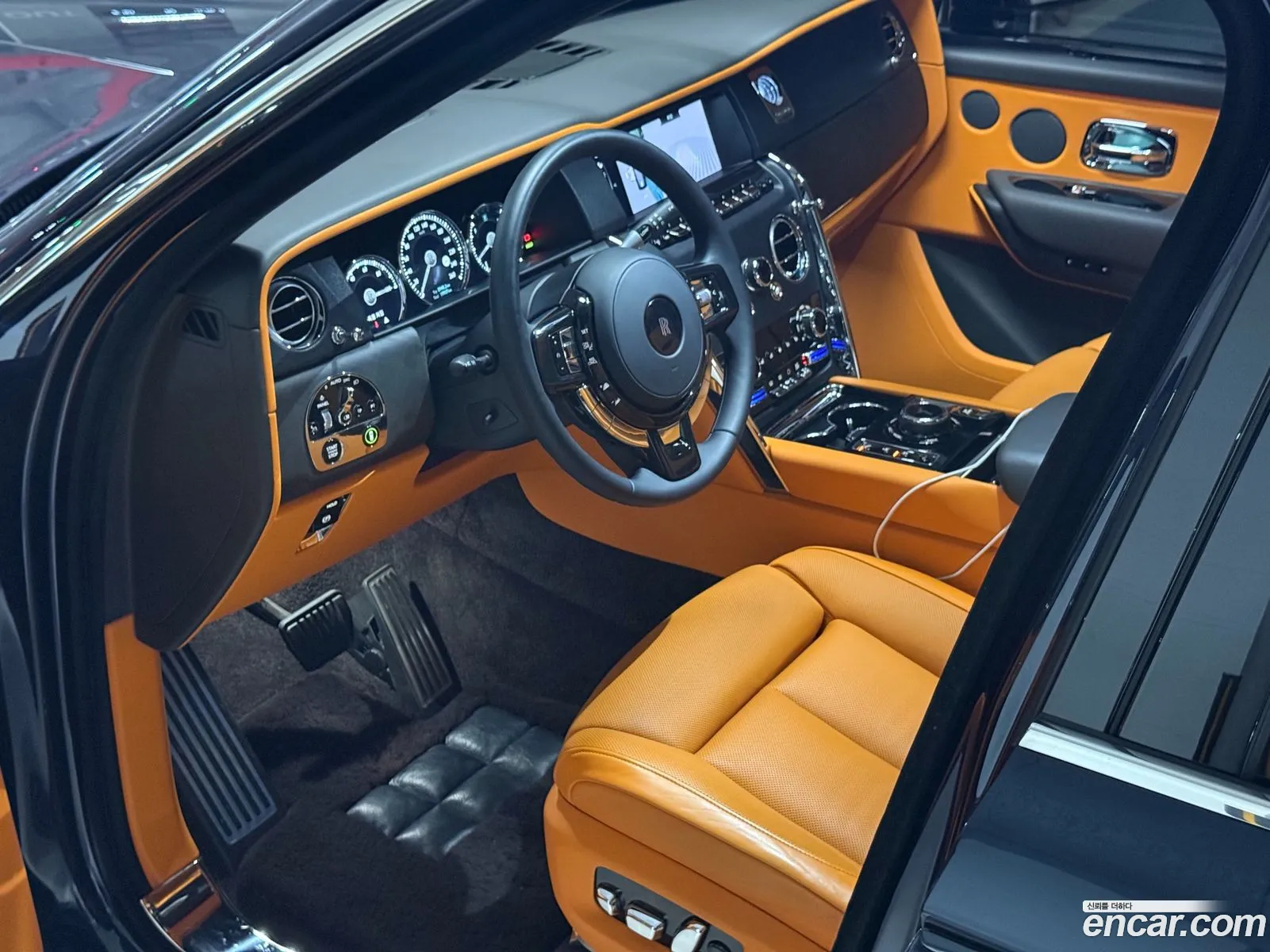 Rolls-Royce Cullinan 2022 — 8
